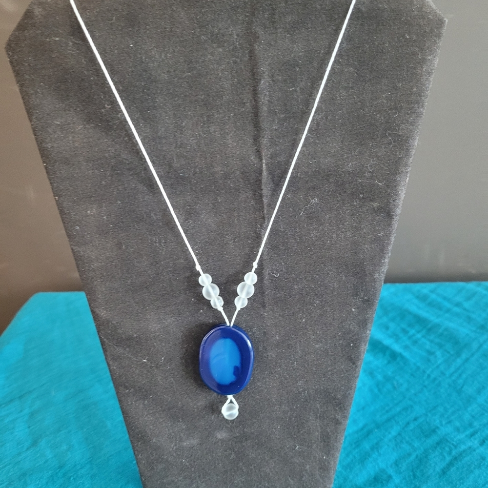 20" blue pendent